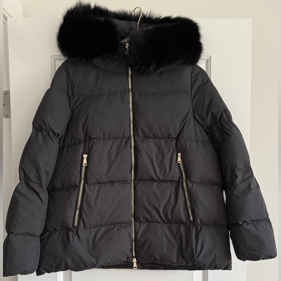NEW: Moncler Laichefur Hooded Fur-Trimmed Short Down Jacket Size 1 (US 4-6) - Picture 5 of 10